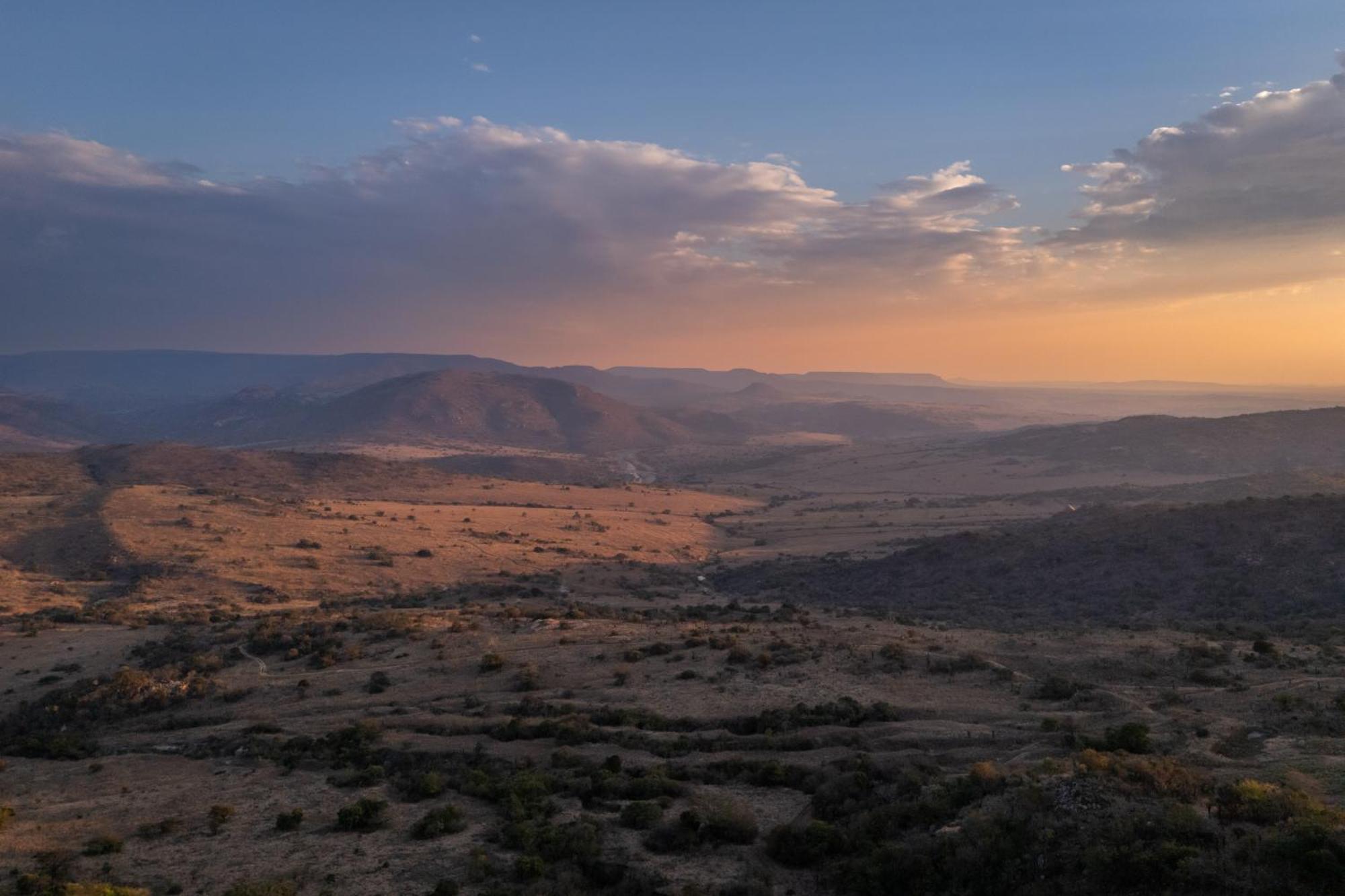 Zulu Rock Lodge - Babanango Game Reserve Ulundi Ngoại thất bức ảnh